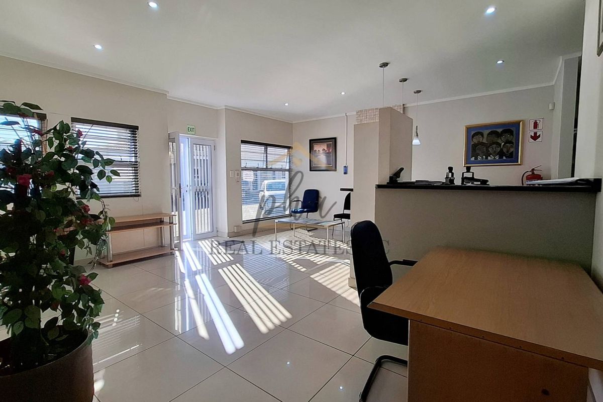 Commercial Office for Sale in Swakopmund | Prime Medical & Professional Investment Opportunity - Photo 5