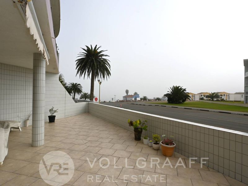 Sea View Apartment For Rent - 1 August 2026 - Photo 2
