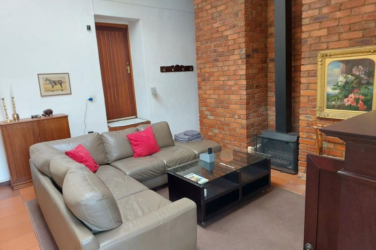1 BEDROOM FURNISHED COTTAGE TO RENT IN CRAIGAVON - Photo 4