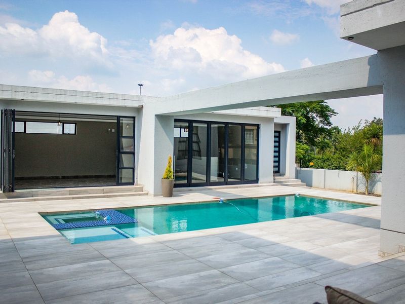 A Statement of Success — Where Luxury Meets Unmatched Value - Photo 5