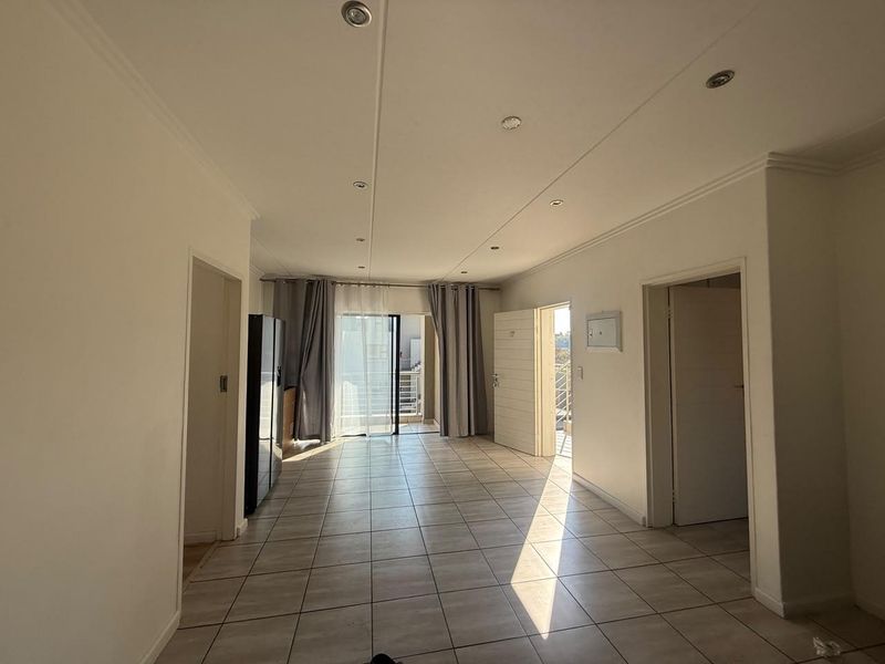 MODERN LIVING IN THE HEART OF RIVONIA – CHOOSE YOUR PERFECT FLOOR! - Photo 7