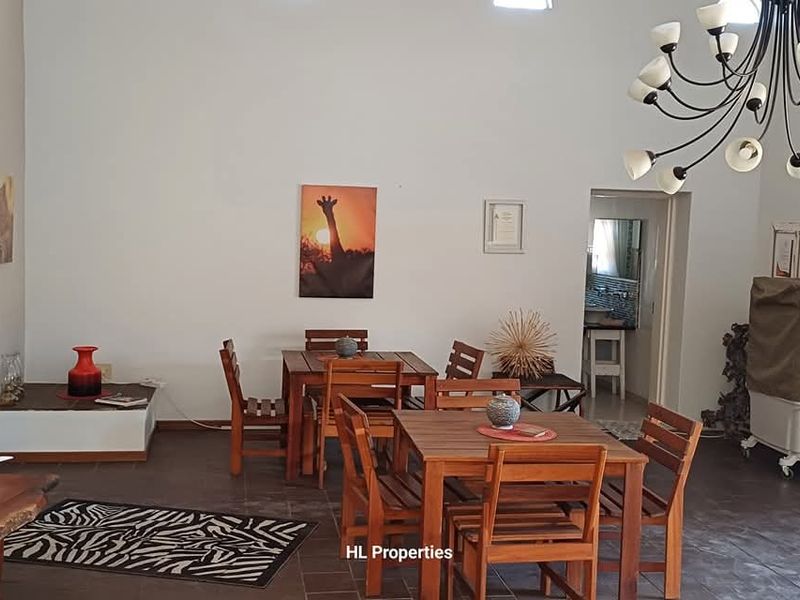 This Guesthouse is perfectly located for this business! Don't miss this opportunity. - Photo 5