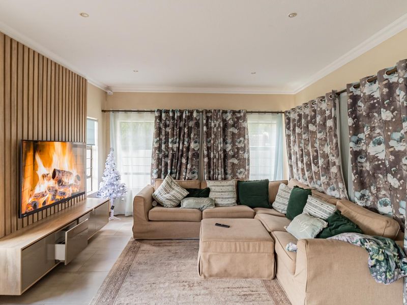 3 Bedroom Townhouse for sale in Meyersdal! - Photo 10