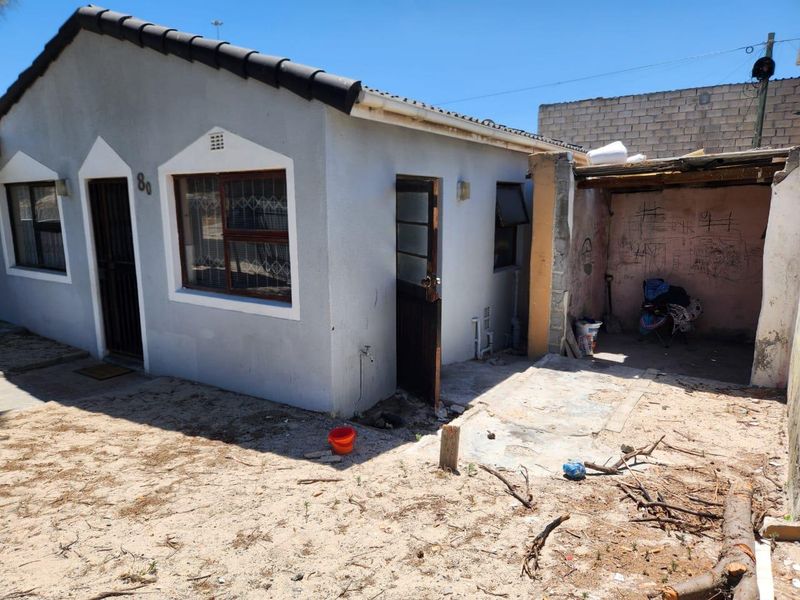 Charming Two-Bedroom House for Sale in Litha Park - Photo 7