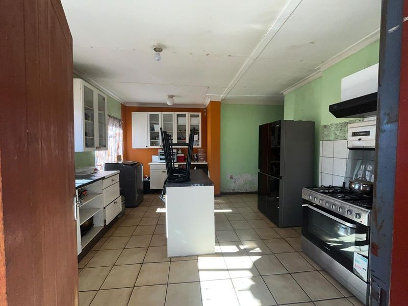 🚨 HOUSE FOR SALE | KHOMASDAL – N$1,850,000 🚨 🔥 SPACIOUS FAMILY HOME WITH HUGE POTENTIAL 🔥 - Photo 6