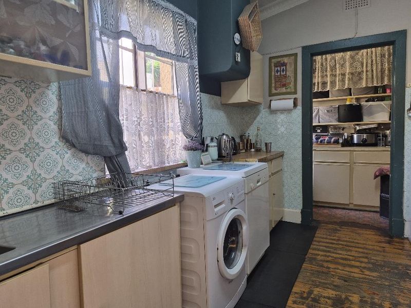 Golden oldie family home  in Boksburg - Photo 4