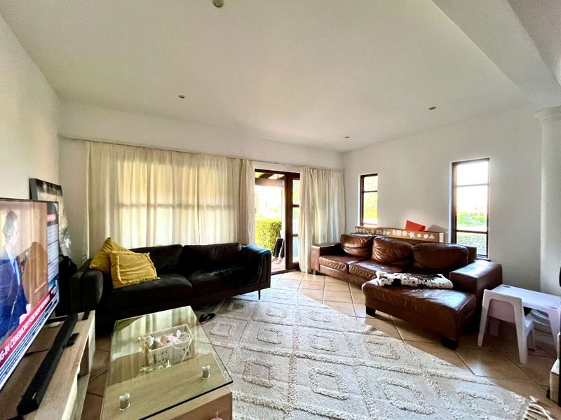 2-Bedroom Duplex in Plantations - Photo 10