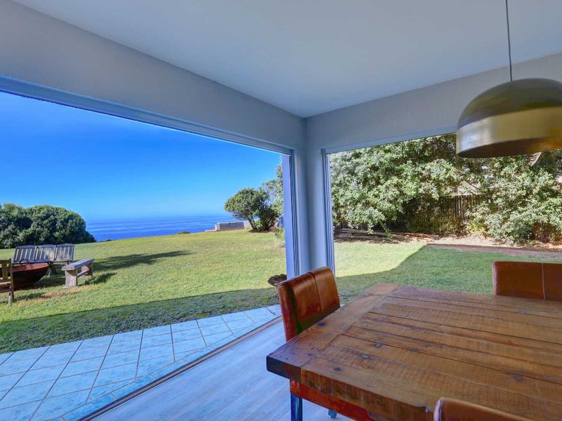 Coastal retreat with exceptional family space in idyllic surrounds - Photo 2