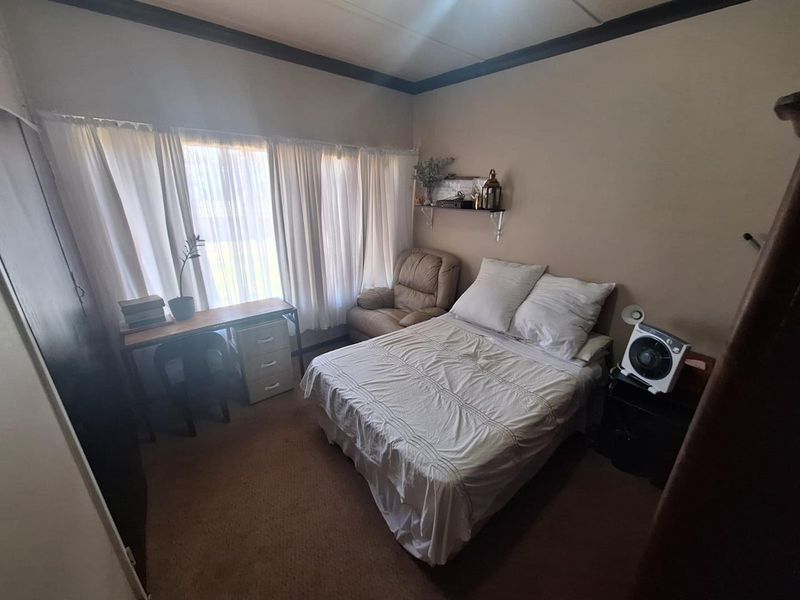 “Big on Space, Big on Potential” - Photo 10