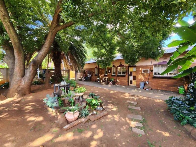 3 Bedroom House For Sale in Vanderbijlpark CE1 - Photo 4