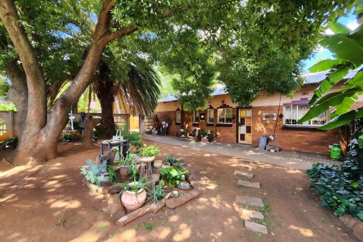 3 Bedroom House For Sale in Vanderbijlpark CE1 - Photo 4