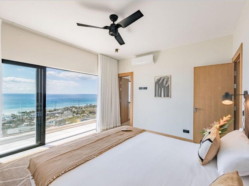 Ultimate Luxury Living - Where Prestige Meets Paradise. - Photo 4