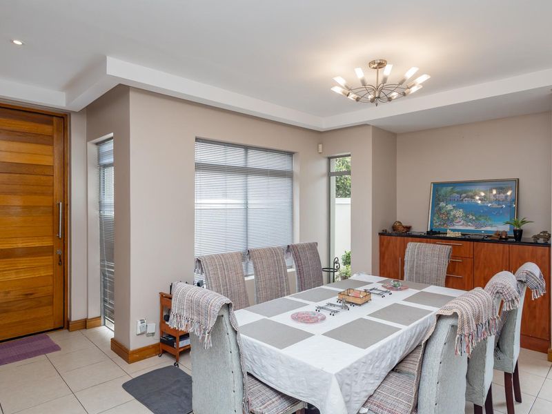 Exclusive 4-Bedroom Double-Storey Home in Sunset Beach’s Only Fully Walled, Beachfront Security Estate - Photo 4