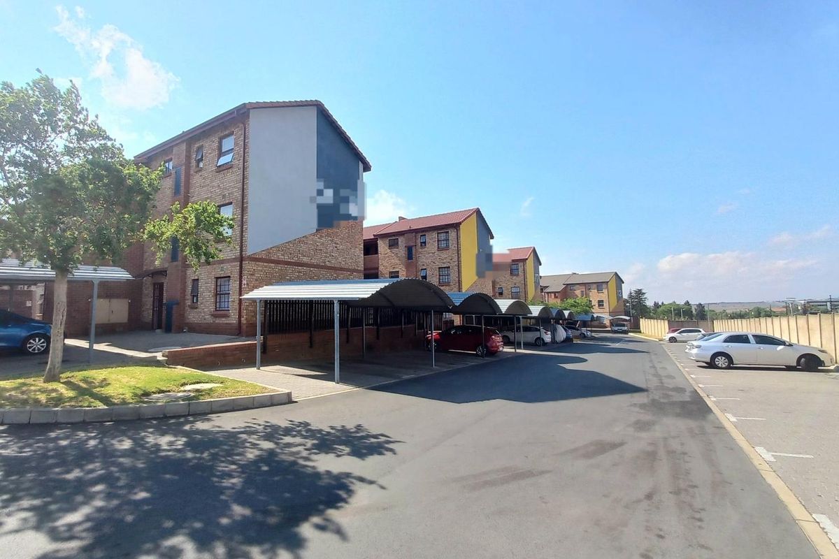 Two Bedrooms Apartment for Sale at San Ridge Heights - Photo 2