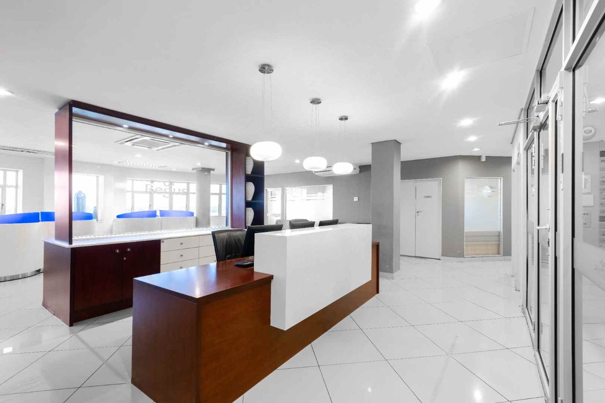 Private office space for 1 person in Regus Port Elizabeth - Photo 3