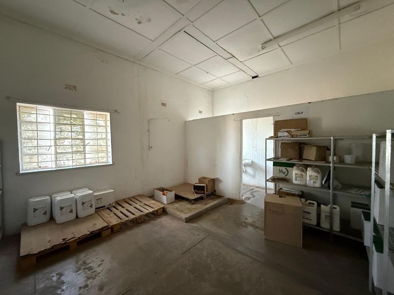 Immaculate Commercial Property with Endless Potential – Keimoes - Photo 6