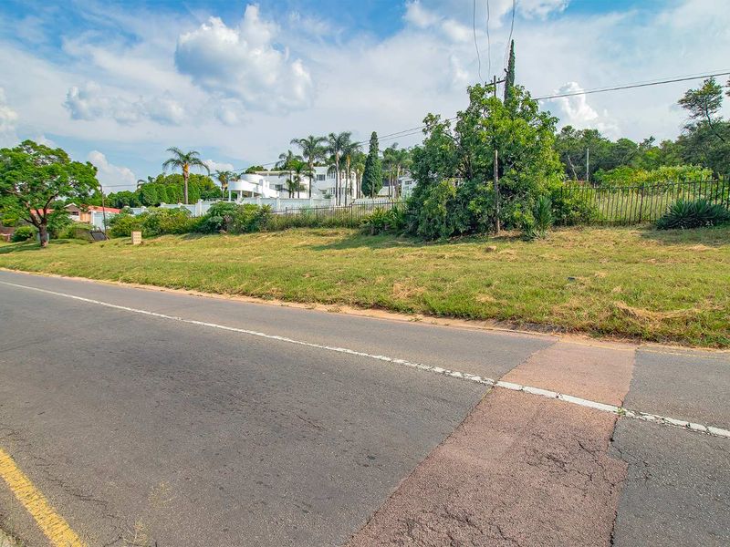 Large stand in Waterkloof Ridge for development - Photo 10