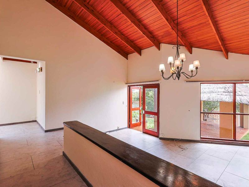 4 Bedroom Family Home in Secure Gated Cul-de-Sac. - Photo 10