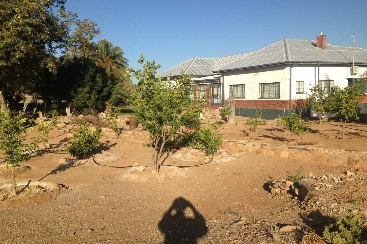 PLOT FOR SALE IN KARASBURG - Photo 5