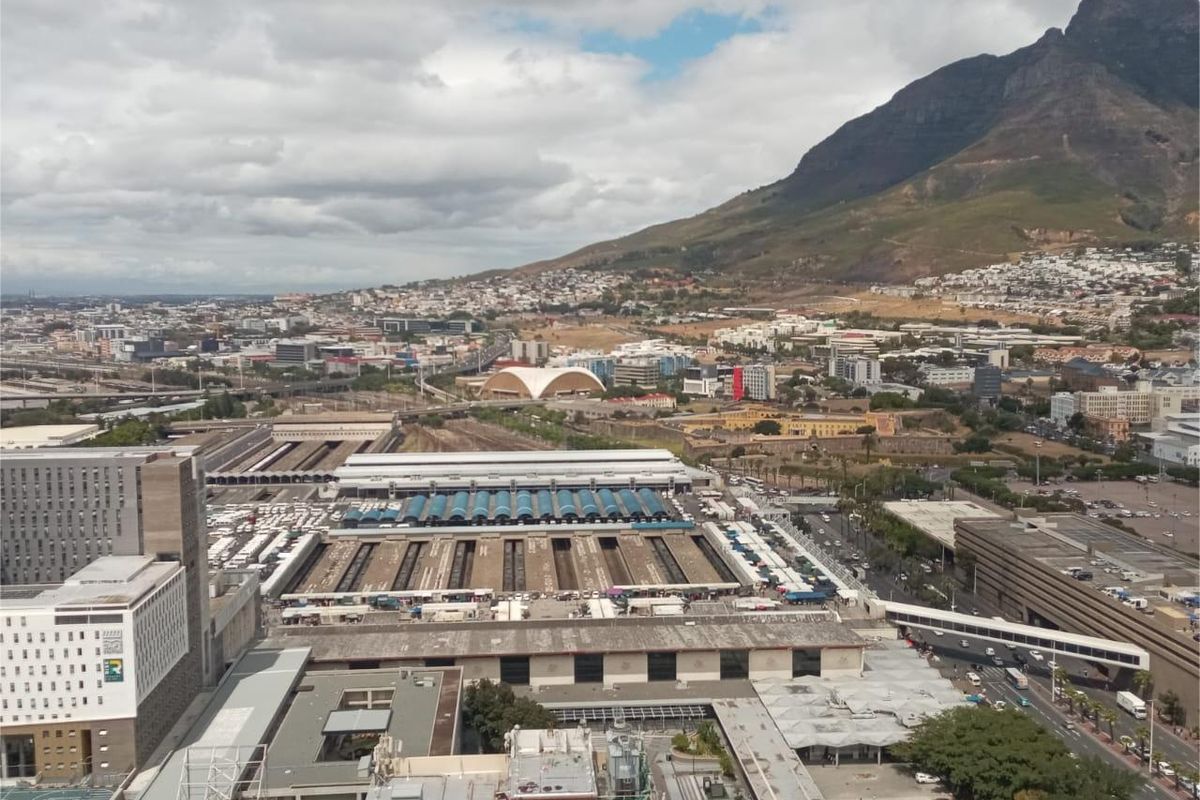 Sky-High Office with Breathtaking Sea & Mountain Views! - Photo 4