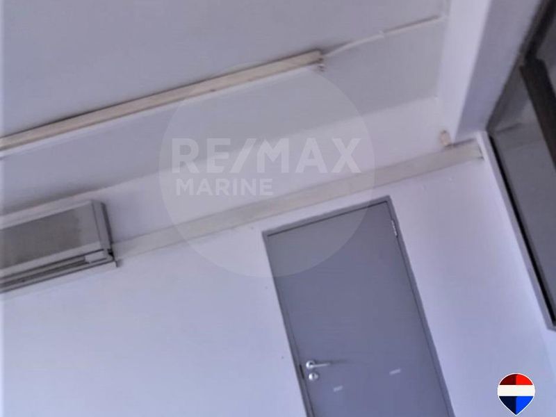 Versatile 700m2 Workshop with Prime Exposure & Smart Features - Photo 4