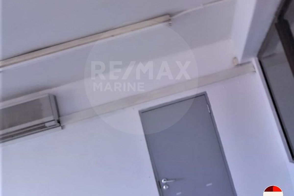 Versatile 700m2 Workshop with Prime Exposure & Smart Features - Photo 4