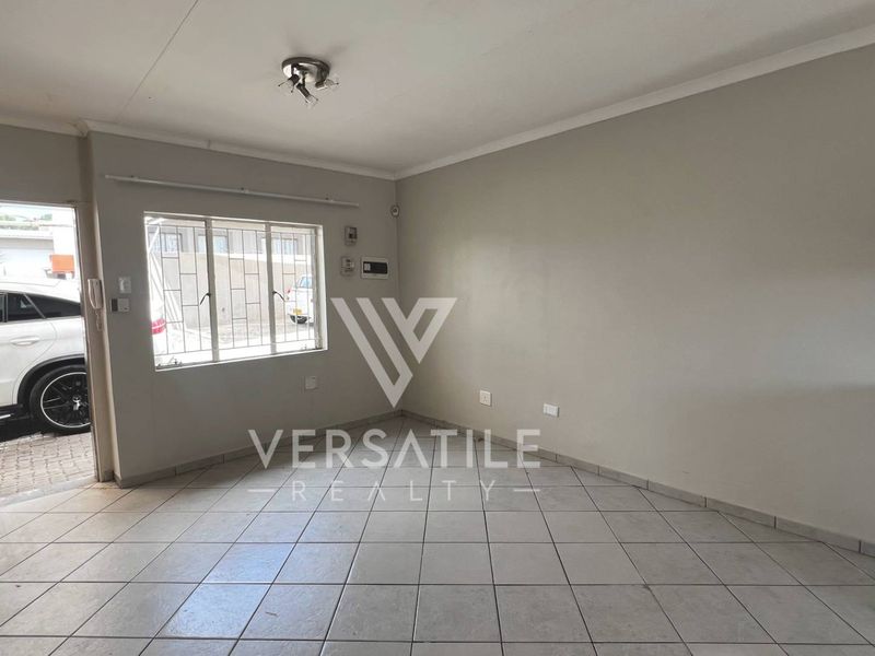 2 Bedroom Apartment for sale in Pionierspark Extension 1 - Photo 3