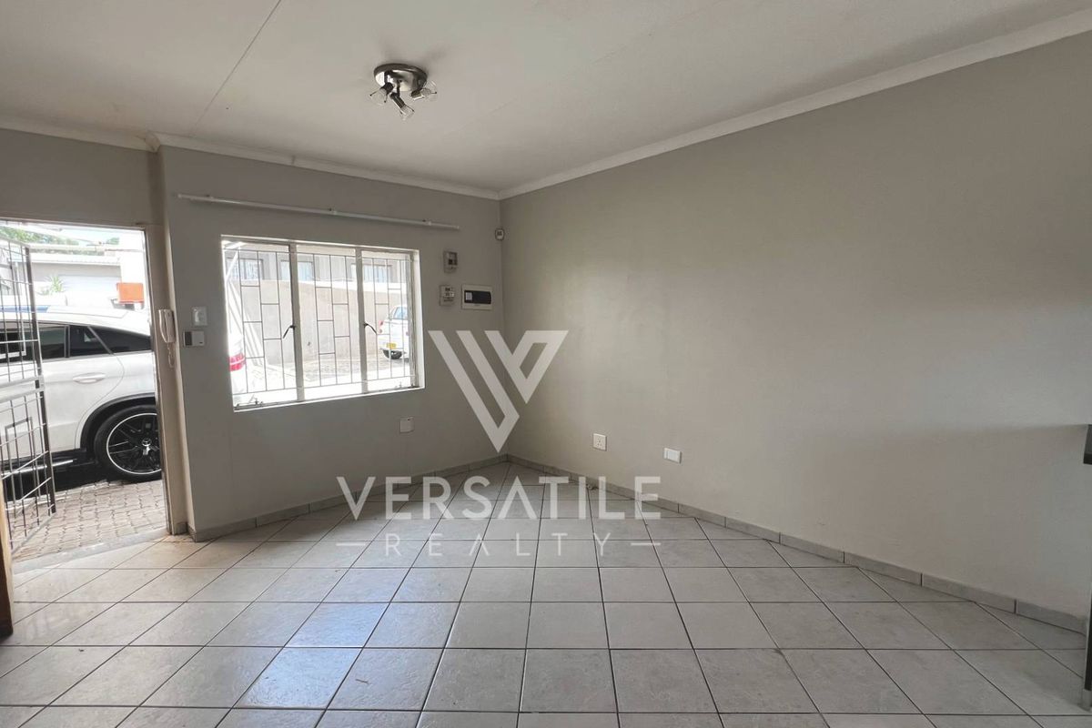 2 Bedroom Apartment for sale in Pionierspark Extension 1 - Photo 3