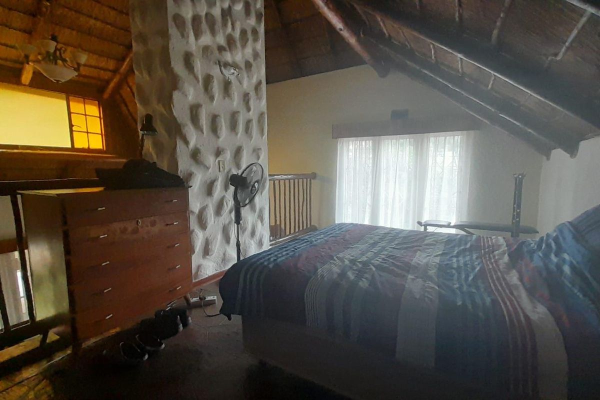 Relaxing Family Home - Photo 3