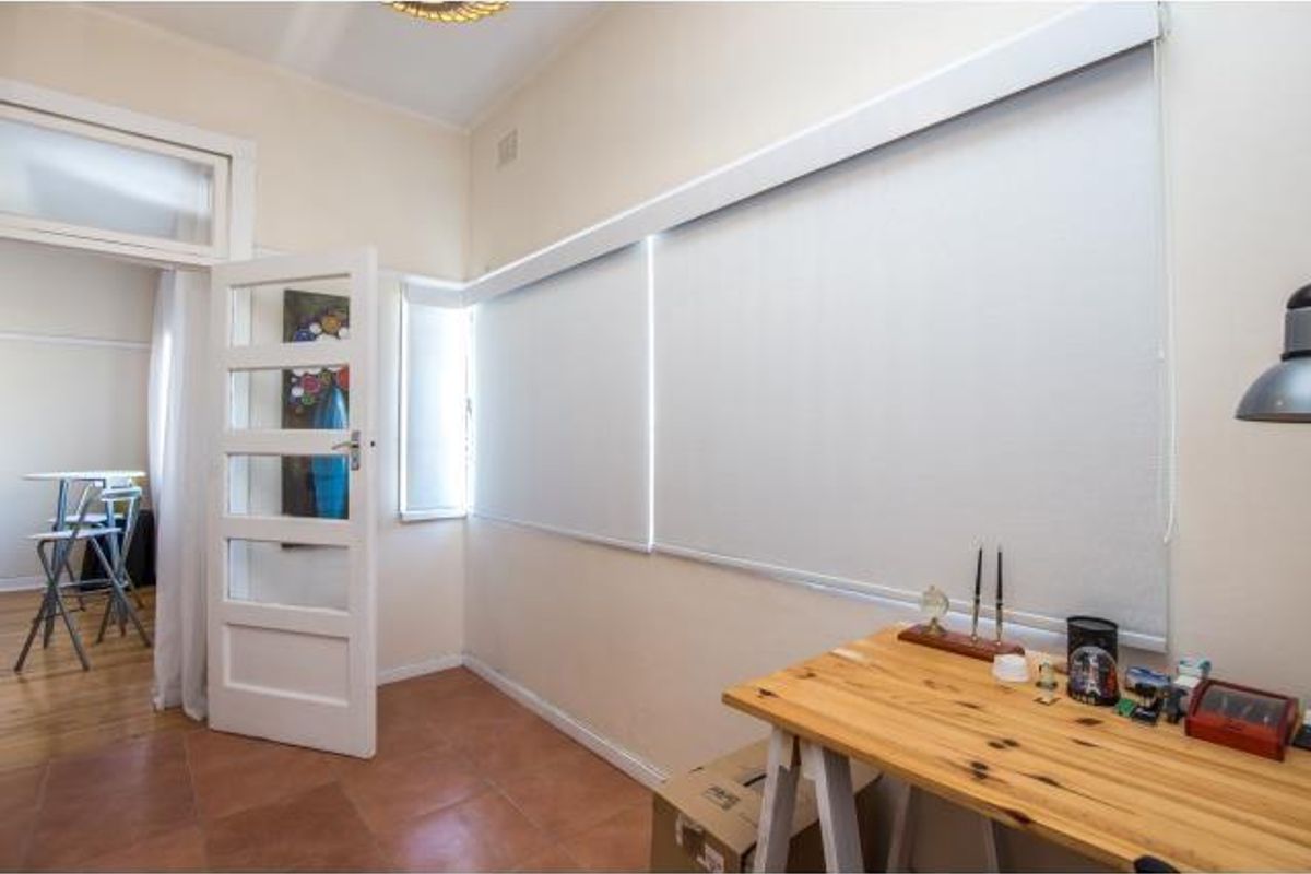 Modern, bright and airy - Photo 4