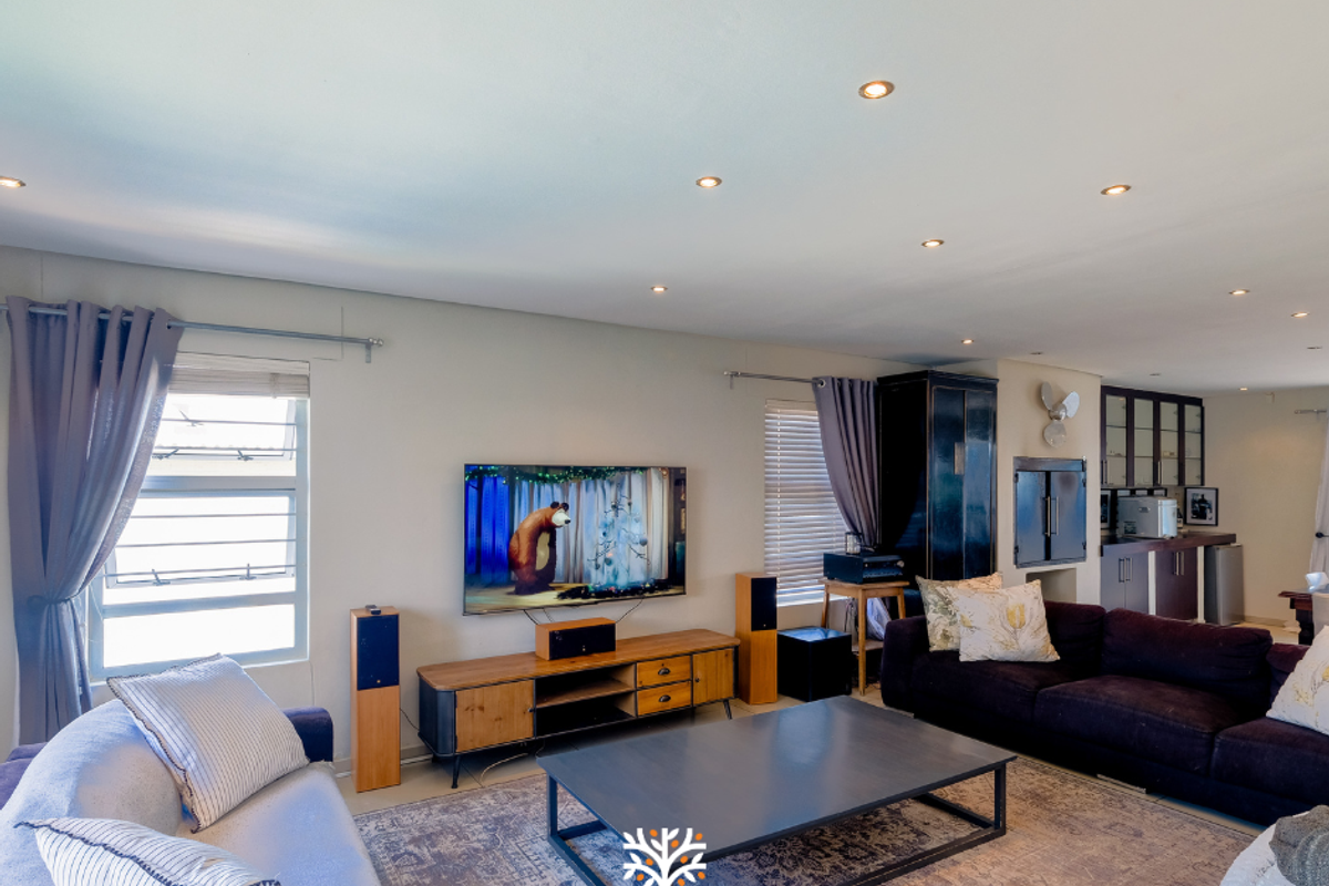 FAMILY HOME FOR SALE IN KLEINE KUPPE - Photo 4