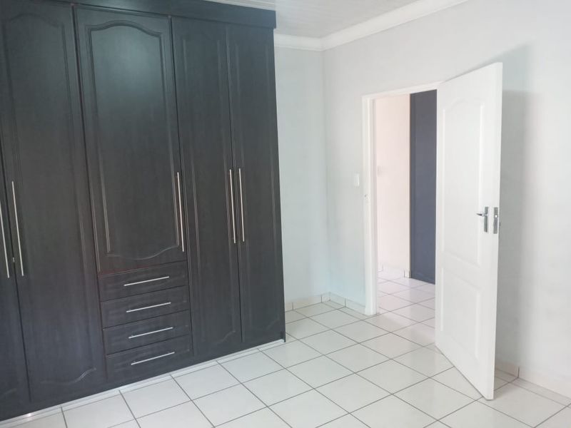 Modern Two Bedroom House to rent Rothdene Meyerton - Photo 6