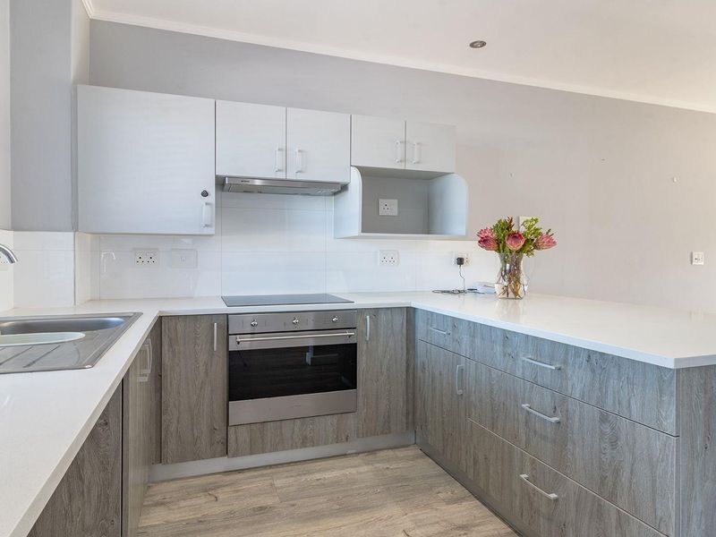 Effortless Living & Peace of Mind in De Plattekloof Lifestyle Estate - Photo 3