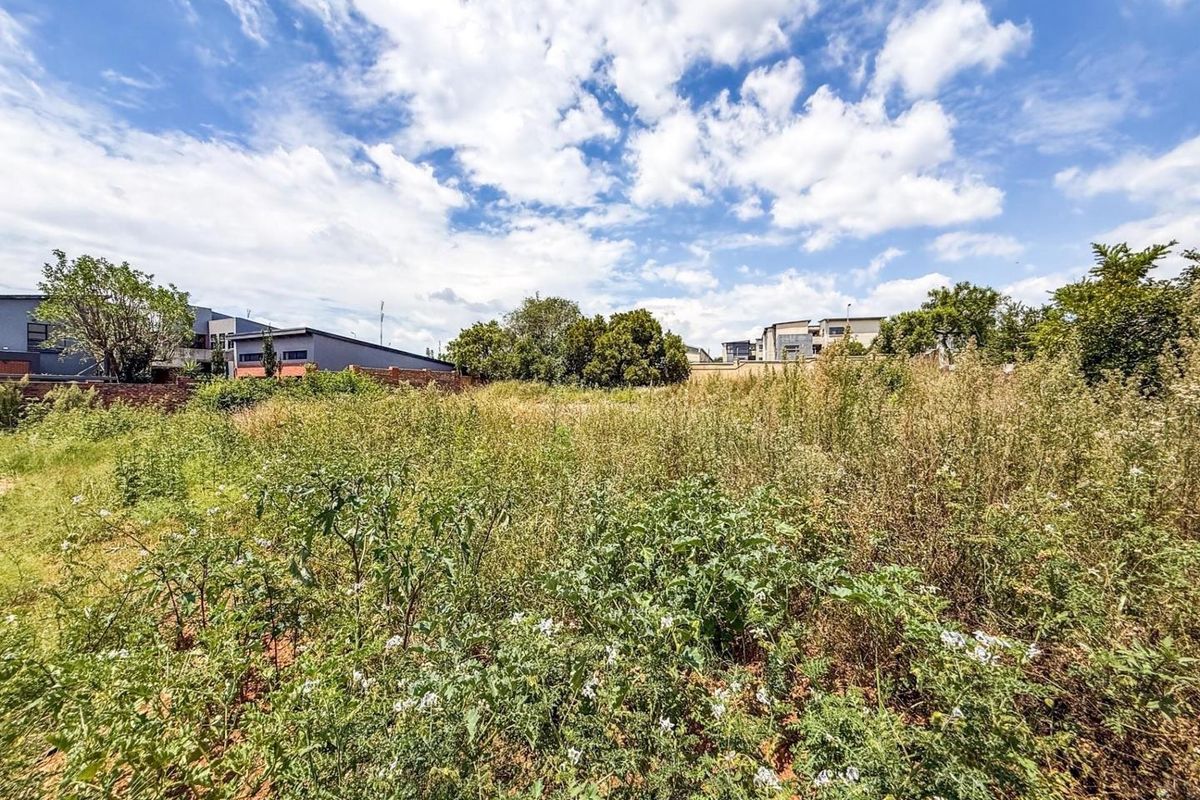 Discover a truly exceptional opportunity to create your dream home in the prestigious The Ridge Estate - Photo 4