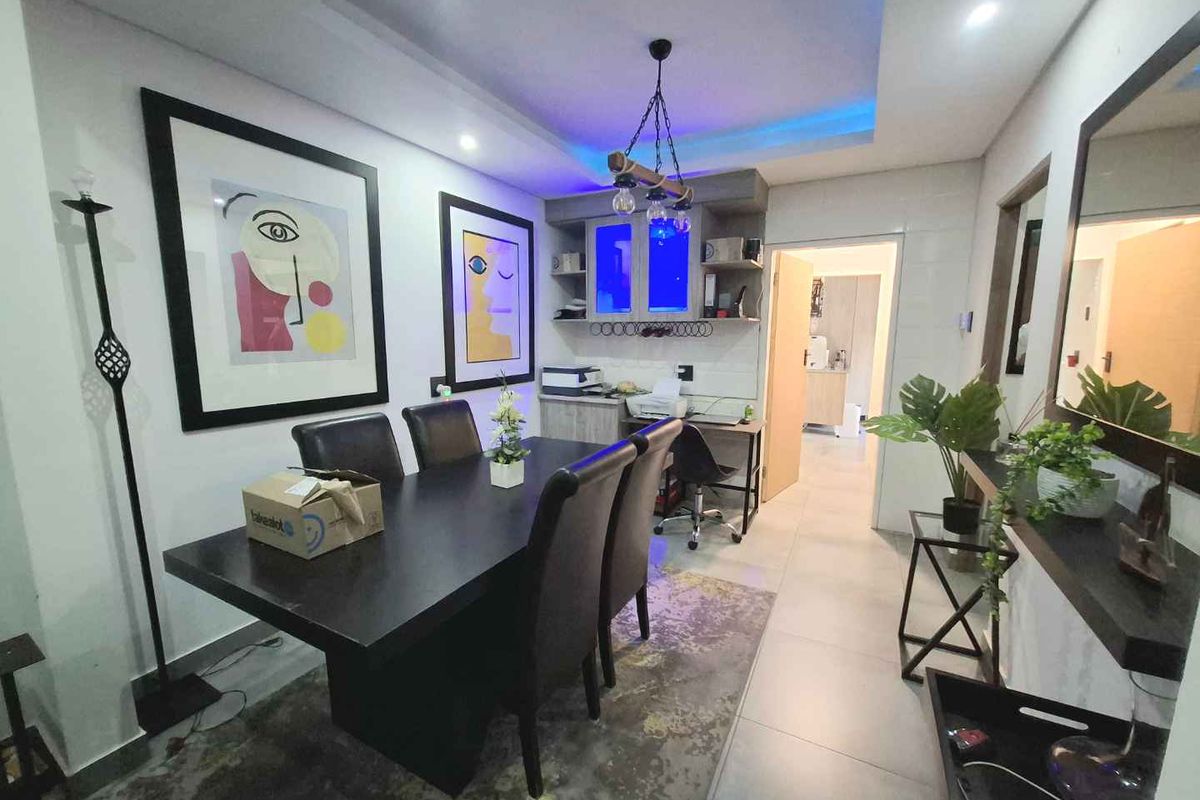 Top billing ultra modern rental income property - Photo 2