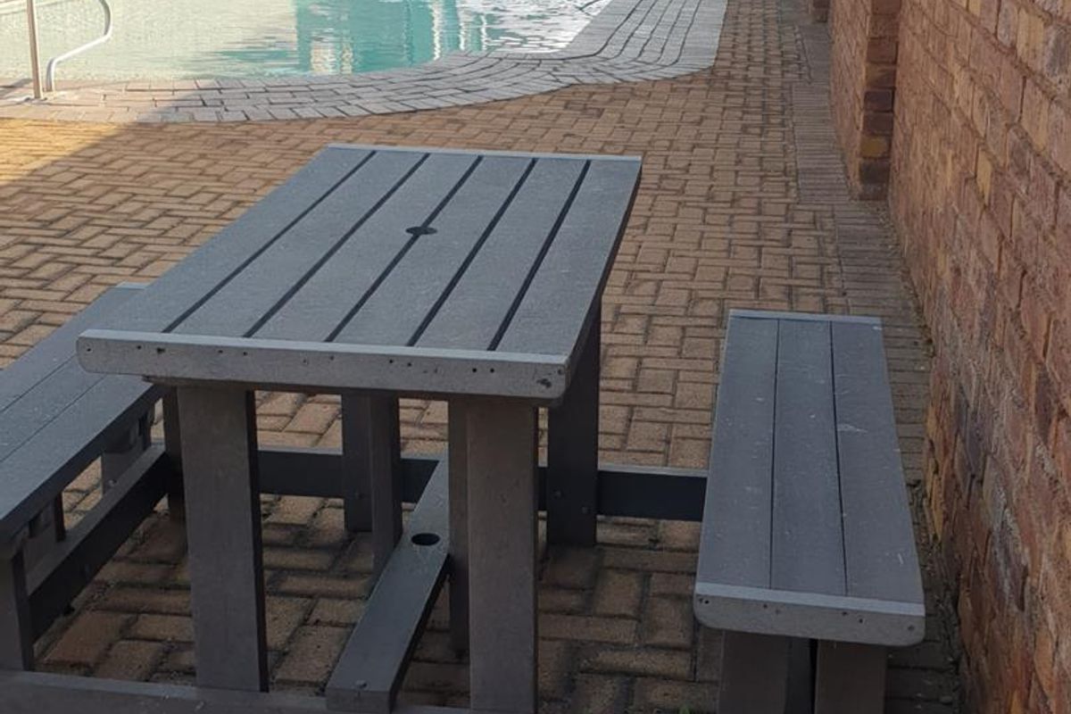 2 Bedroom Apartment for Sale in Ravenswood - Photo 4