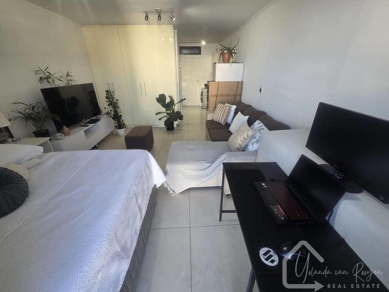 THE ULTIMATE BACHELOR RETREAT - Photo 9