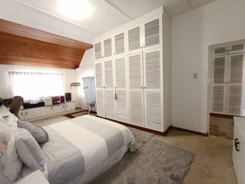 For Sale - Walvisbaai - Lagoon-Front Family Home - Photo 8