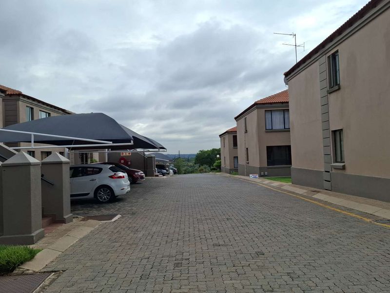 Perfect Lock Up and Go Unit in Meyersdal - Photo 2