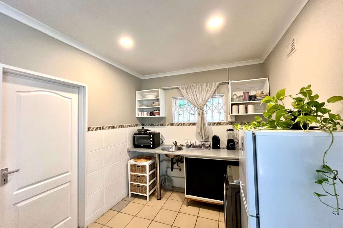 Hidden Gem in Westriding | Charming 2-Bedroom Freestanding Home - Photo 2