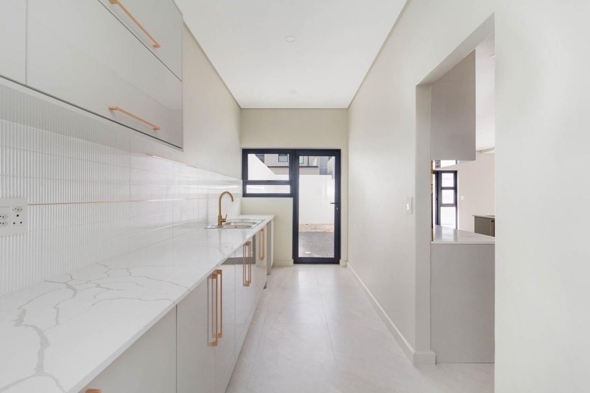 Stunning Brand-New Home in Sandown – No Transfer Duty | VAT Included | Buy Direct from Developer - Photo 4