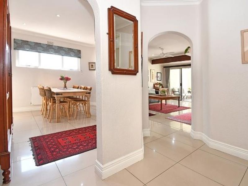 3 Bedroom immaculately renovated simplex on Borrowdale drive - Photo 6