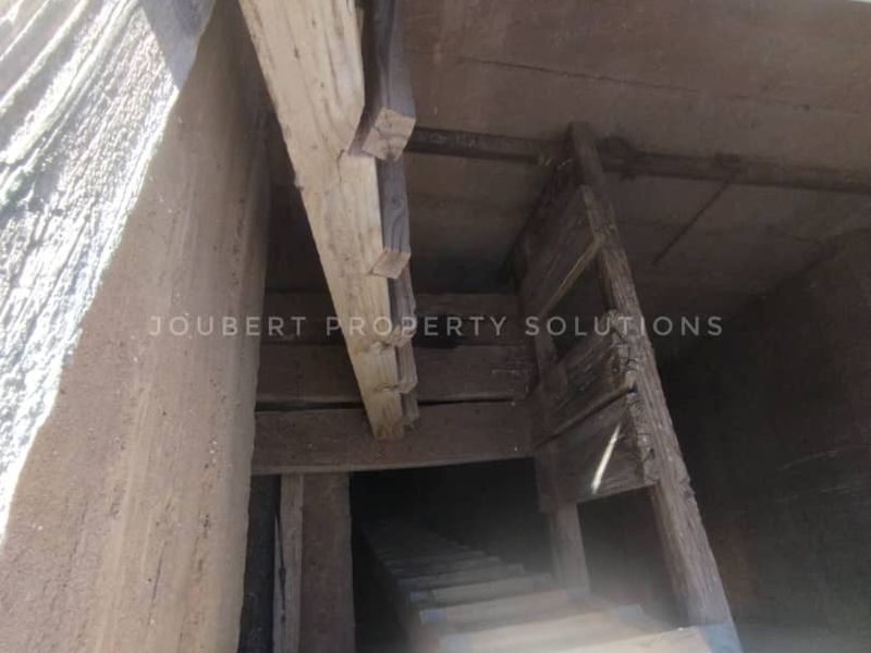 BEAUTIFULL HUNTING / LIVESTOCK / MINING FARM FOR SALE IN THE SOUTH OF NAMIBIA – ARIAMSVLEI DISTRICT - Photo 3