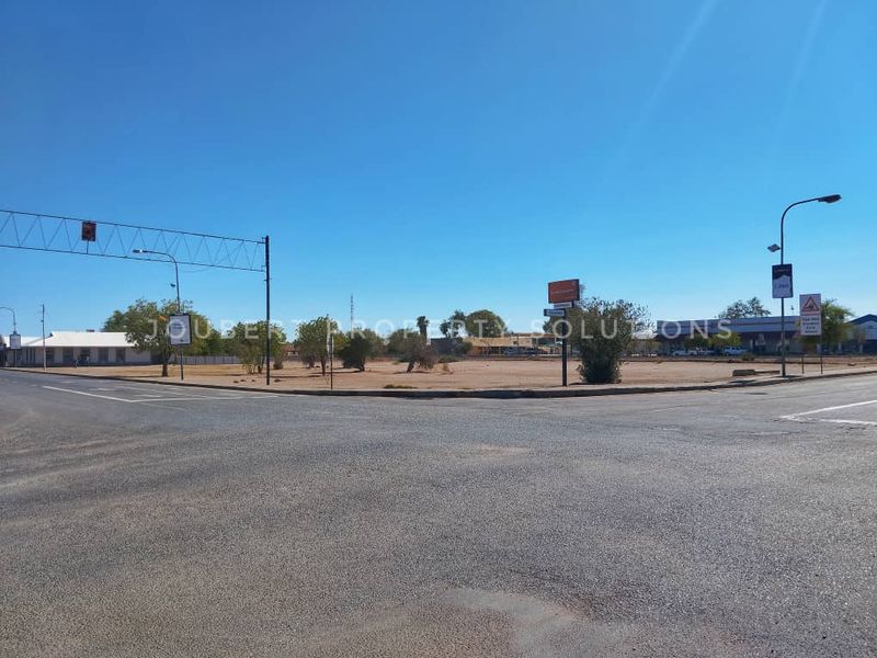 PRIME LOCATED ERF FOR SALE IN MARIENTAL - NAMIBIA - Photo 3