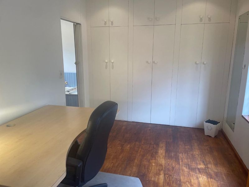FURNISHED DUPLEX HOUSE - Photo 6