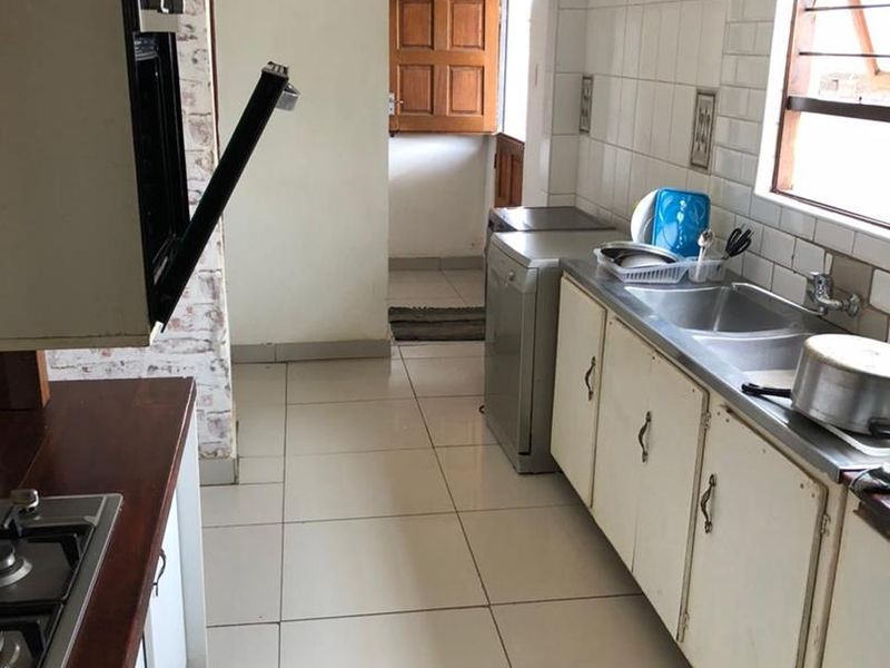 3 Bedroom House In Soshanguve XX - Photo 4