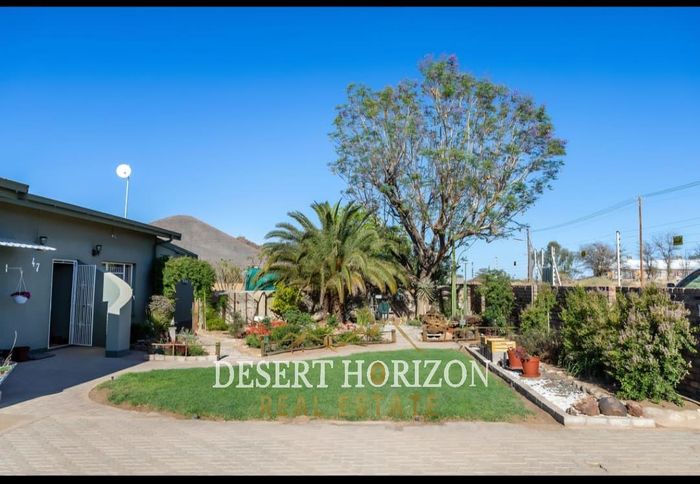 Property #2486019, House For Sale in Keetmanshoop Central