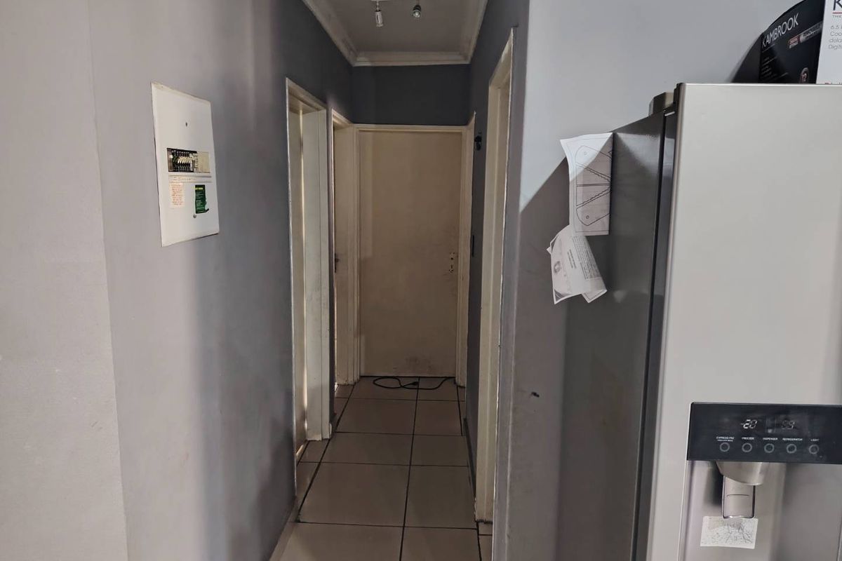 3-Bedroom Ground Floor Unit in Oakwood Complex Benoni – Excellent Value for Families or Investors - Photo 5