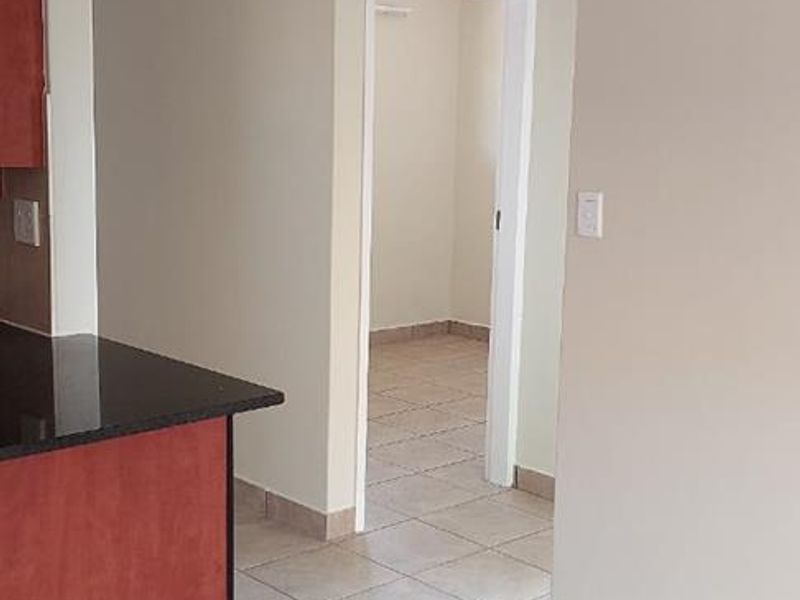 TWO BEDROOM APARTMENT IN  PRETORIA NORTH : 1 JULY 2026. - Photo 8