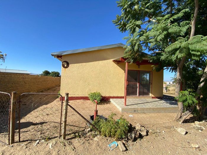 Property #2393412, House For Sale in Okahandja Central